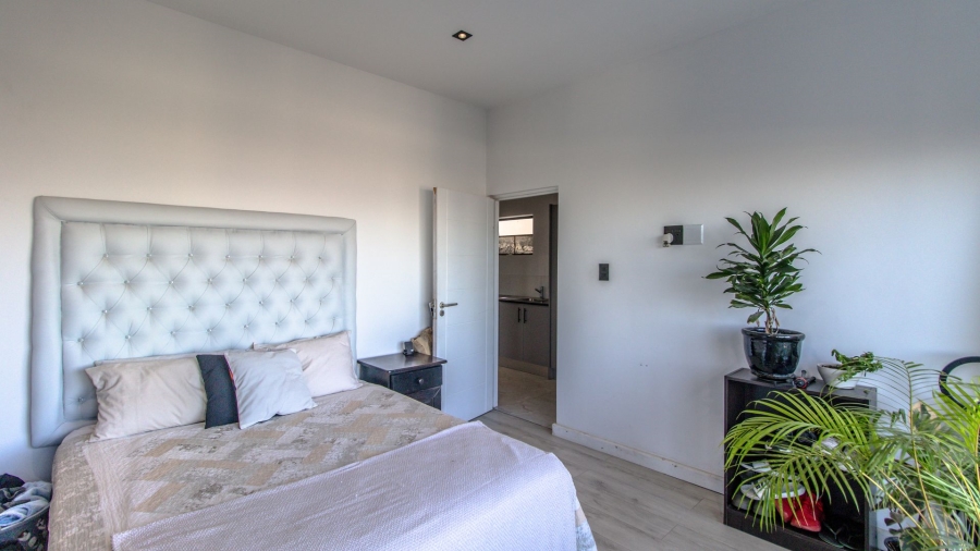 5 Bedroom Property for Sale in Fairhaven Country Estate Western Cape